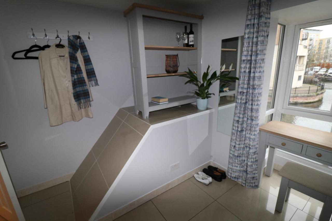 Riverside Rooms レディング エクステリア 写真